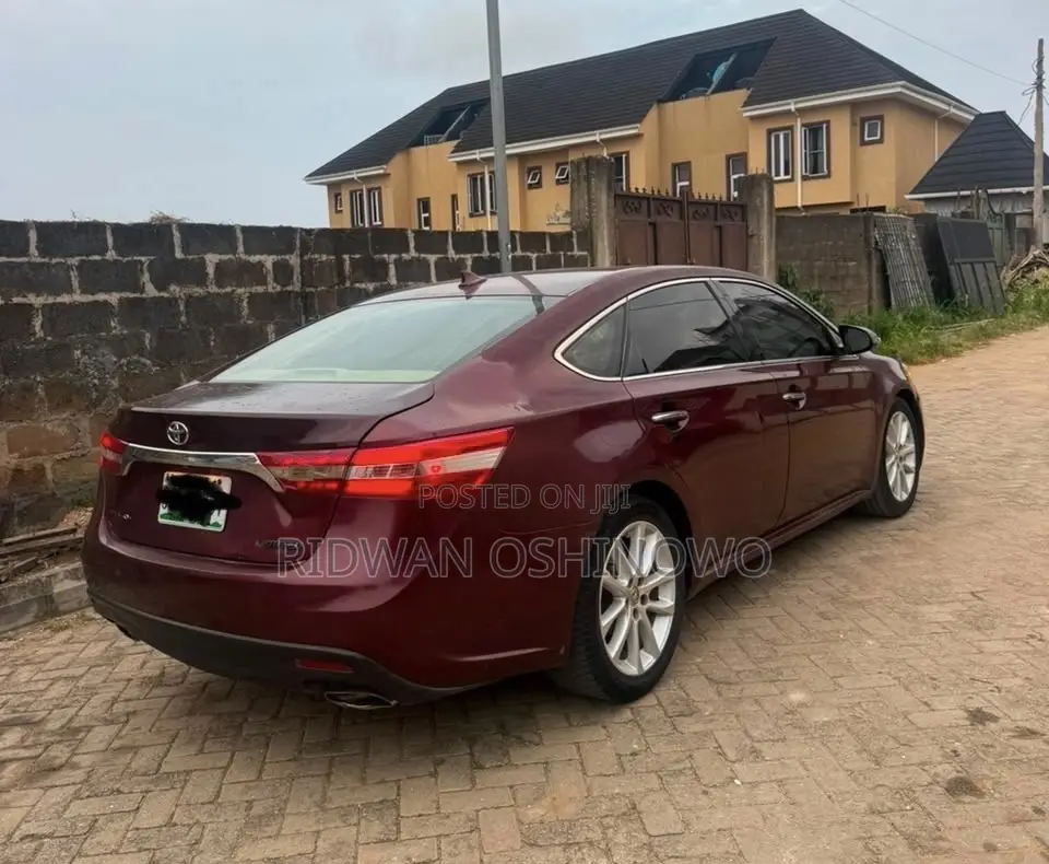 Toyota Avalon 2013 Red