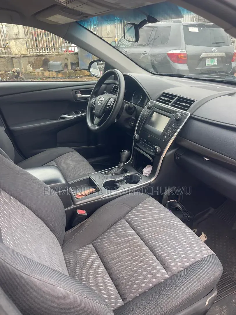 Toyota Camry LE 4dr Sedan (2.5L 4cyl 6A) 2016 Black