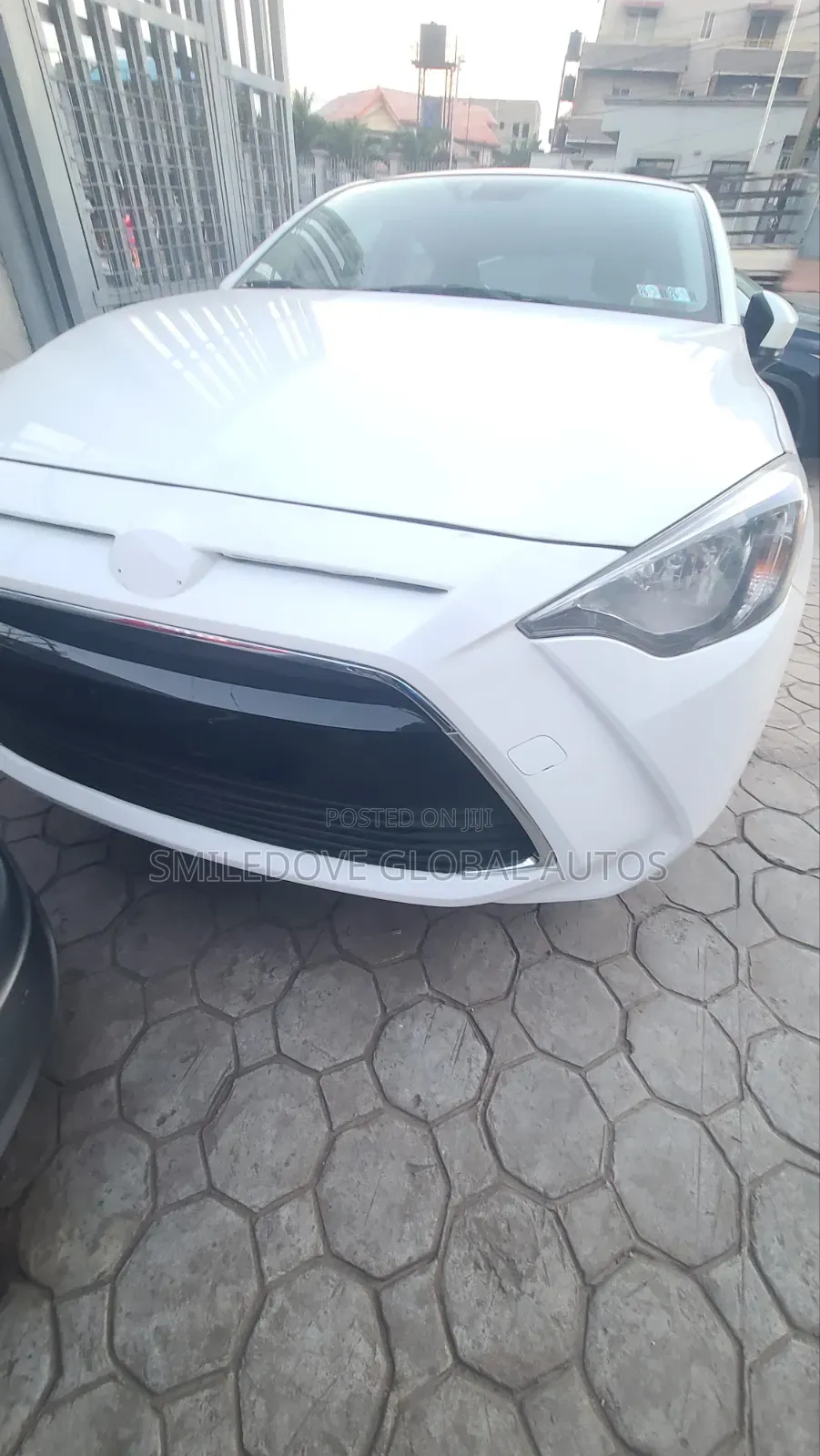 Toyota Yaris iA 1.5 FWD 2017 White