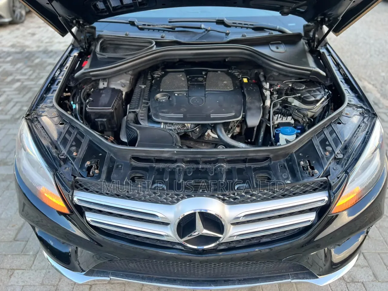 Mercedes-Benz C300 Luxury 4Matic Sedan AWD (3.0L 6cyl 7A) 2012 Black