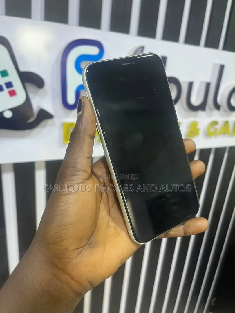 Apple iPhone 11 128 GB White