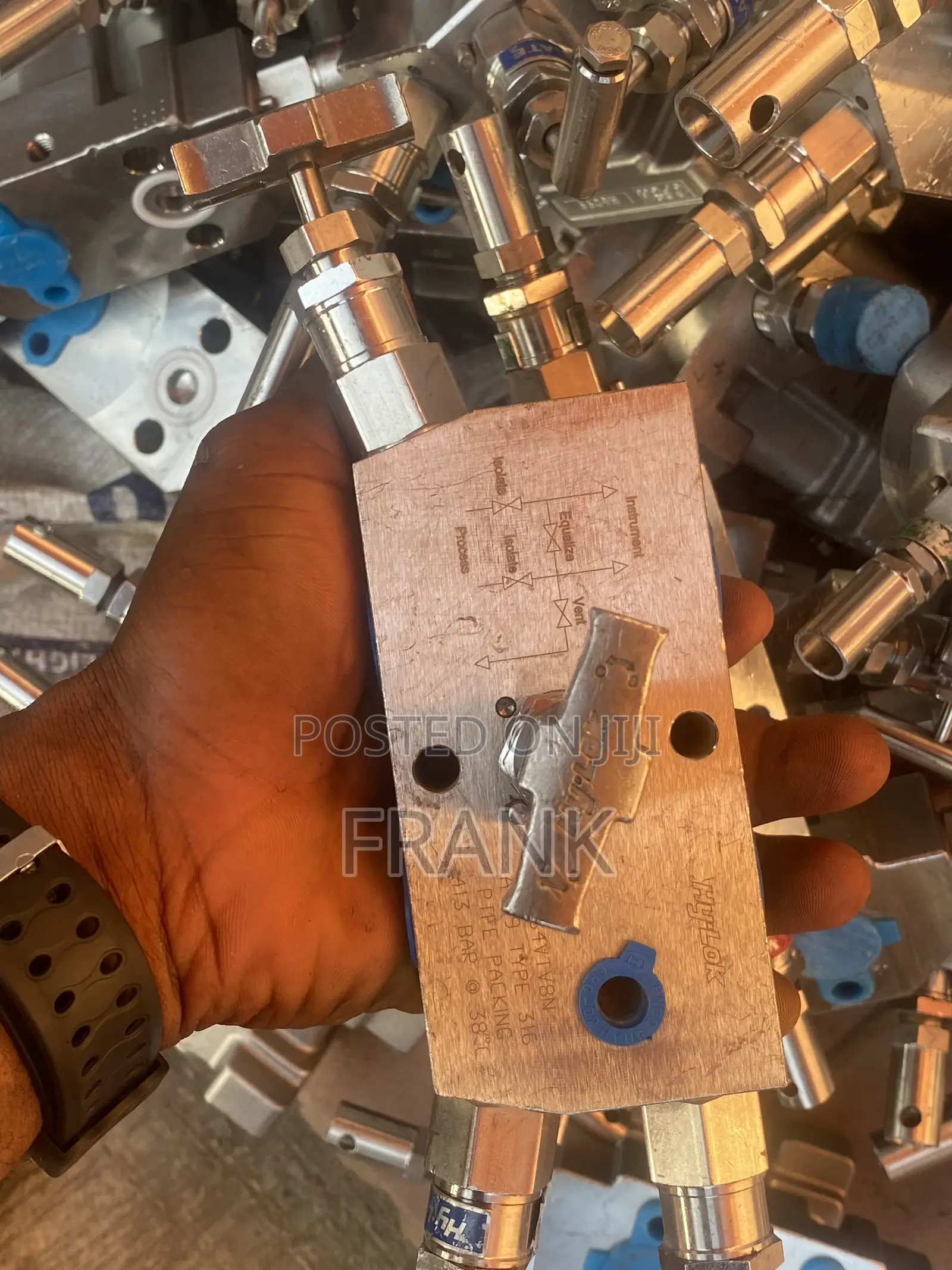 Hy-Lok 5-Valve Manifold 316 Stainless Steel