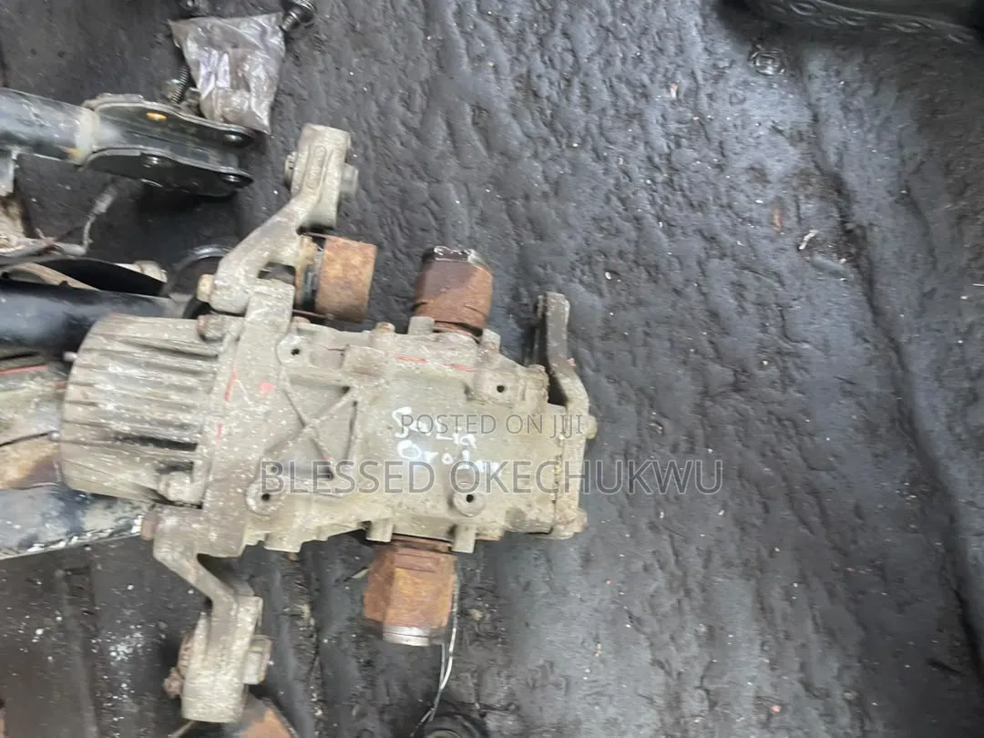 Back Axle Toyota RAV4 2008 - 2014