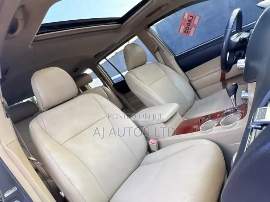 Toyota Highlander 2012 Gray