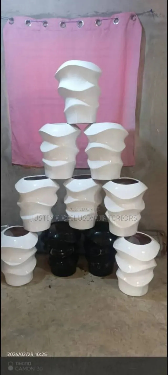 Wave Vase Flower