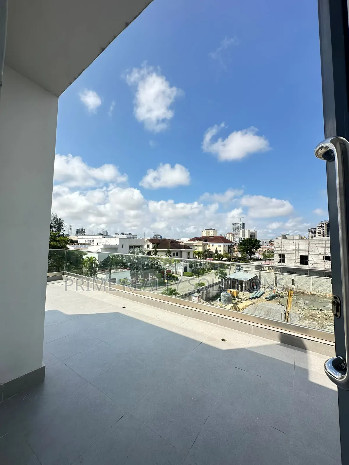 5bdrm Duplex in Old Ikoyi for sale