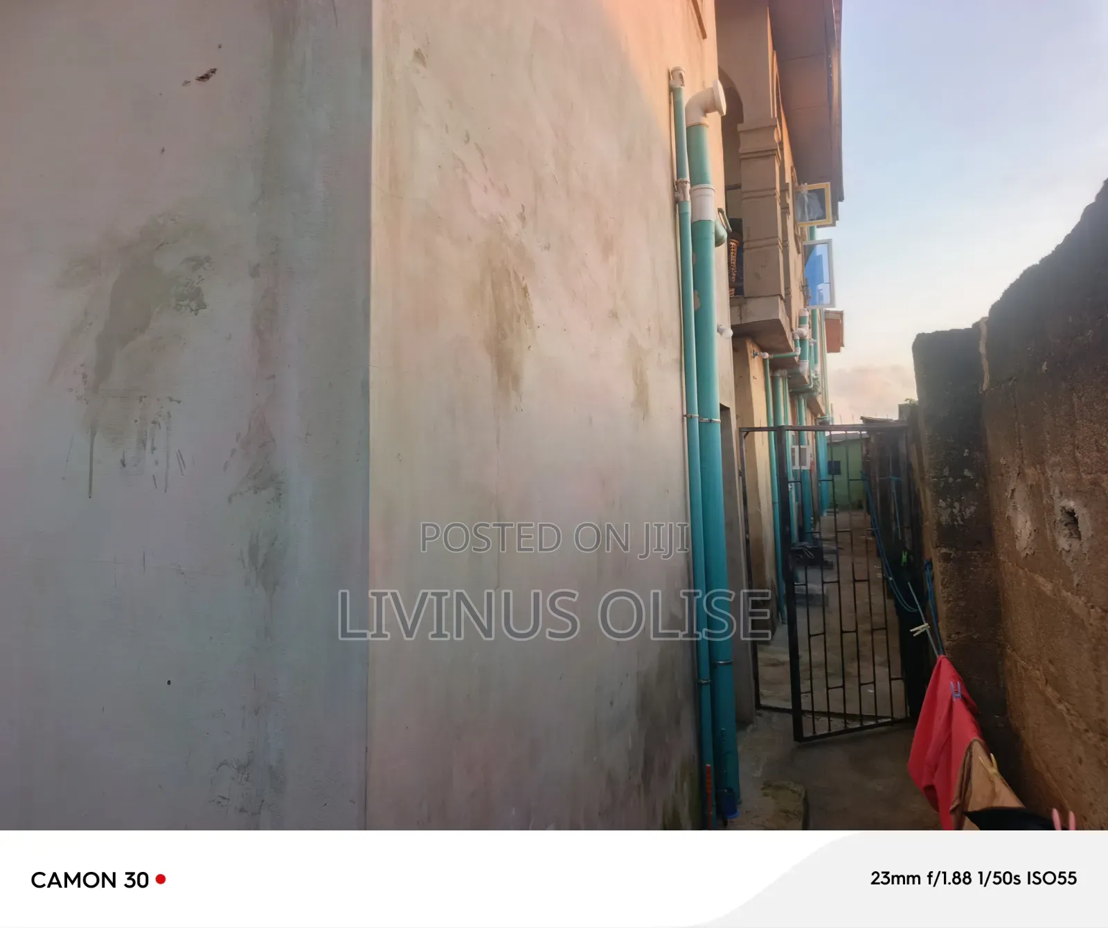 Furnished 13bdrm Block of Flats in Akute for sale