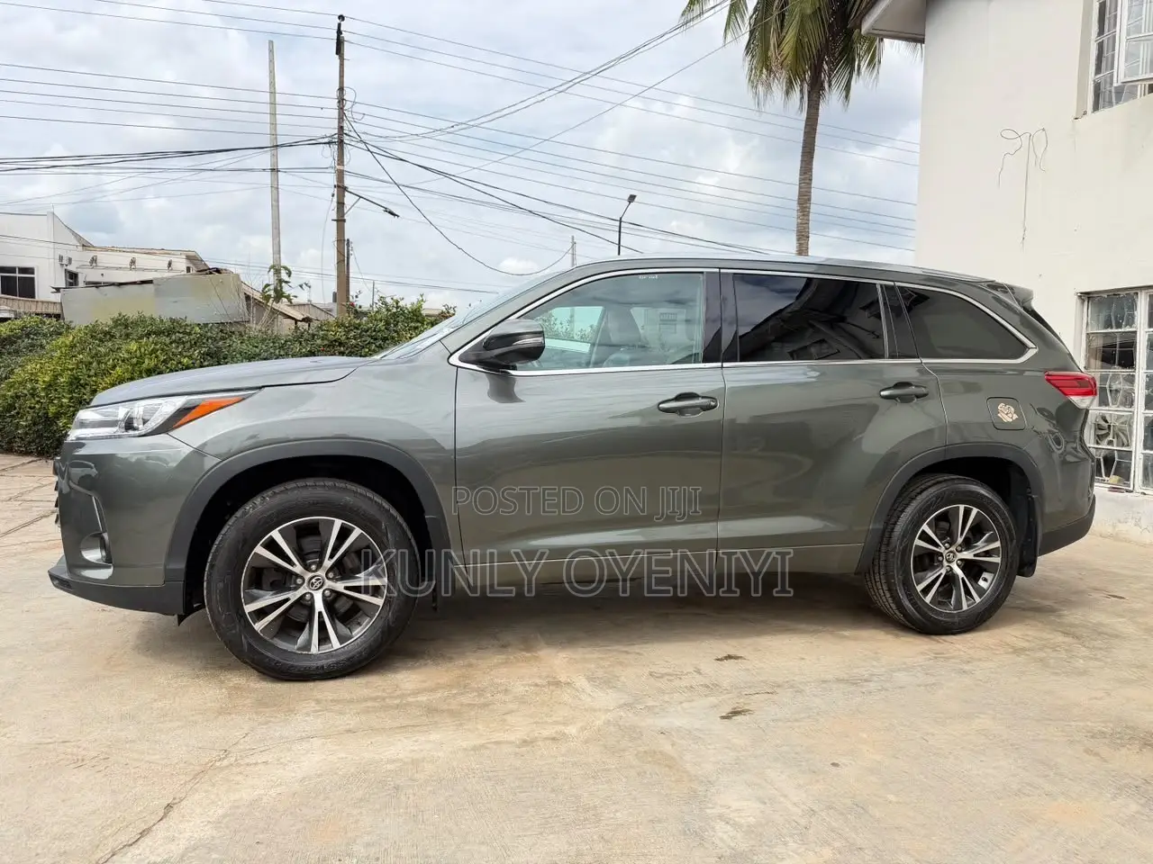 Toyota Highlander XLE V6 4x4 (3.5L 6cyl 6A) 2016 Green