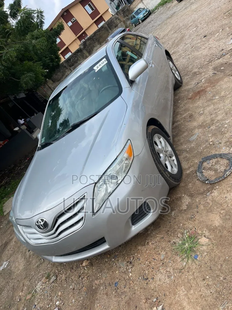 Toyota Camry 2010 Silver