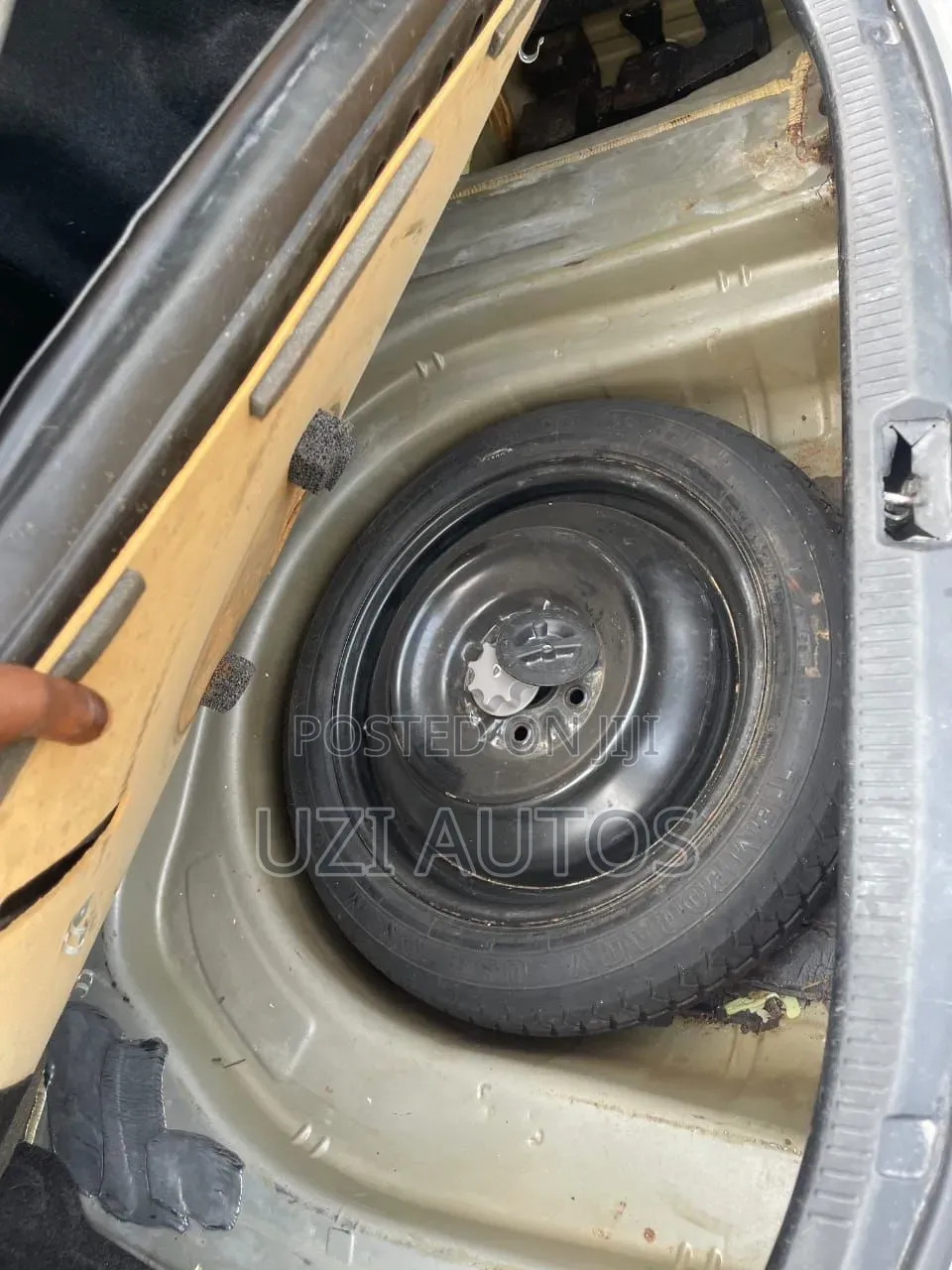 Toyota Camry 2010 Silver
