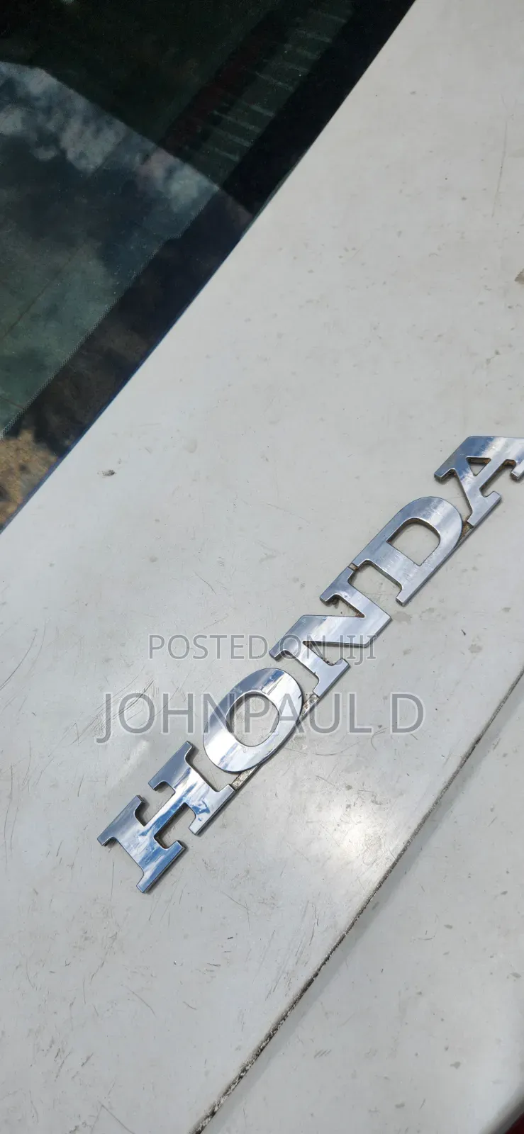 Honda Ridge Line Emblem and Honda