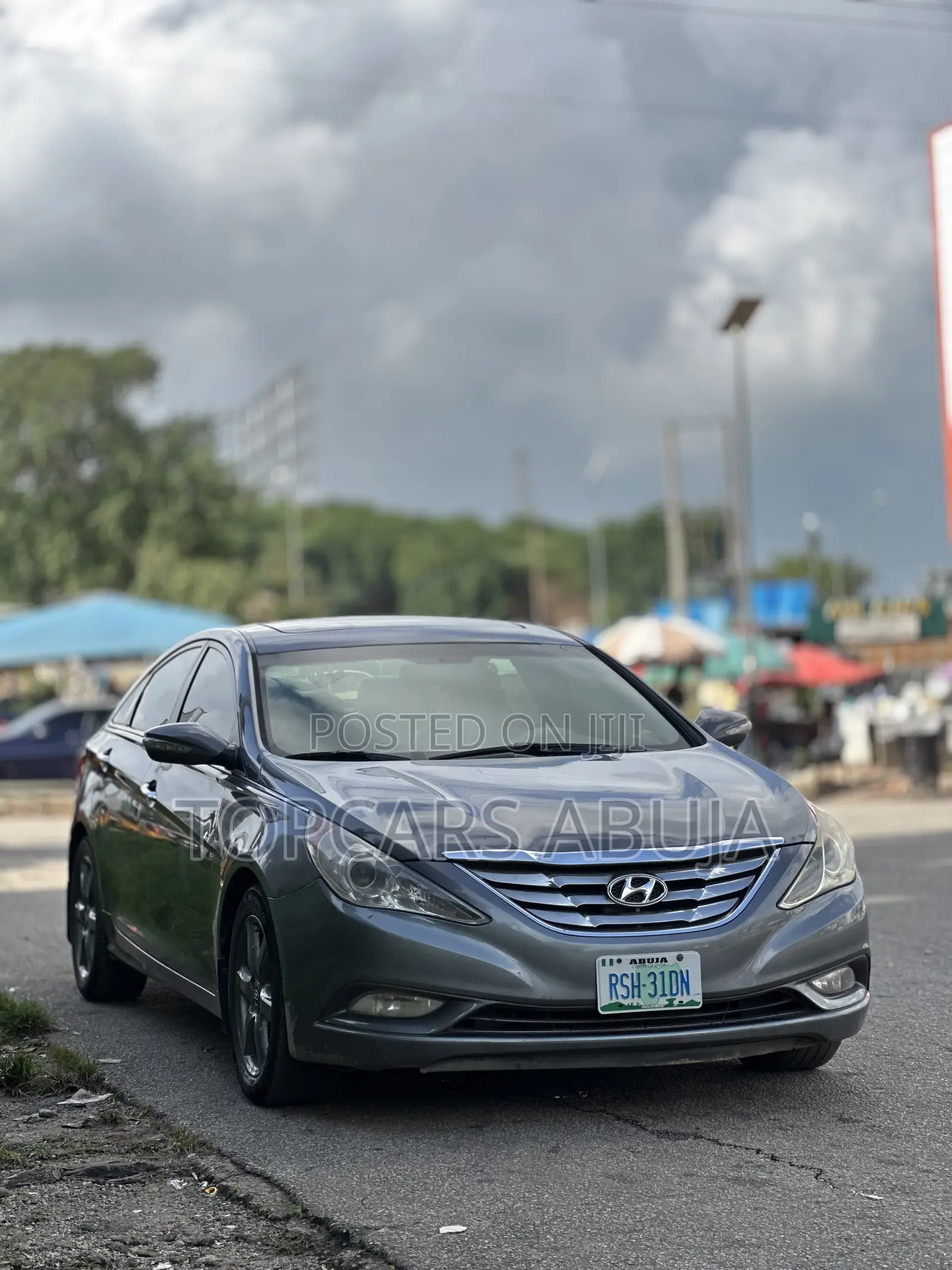 Hyundai Sonata Limited Sedan FWD (2.4L 4cyl 6A) 2011 Brown