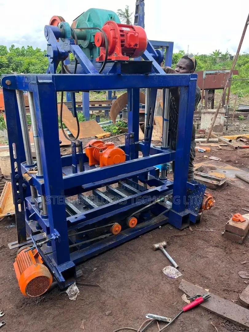 St4-40 Paving Stone Machine