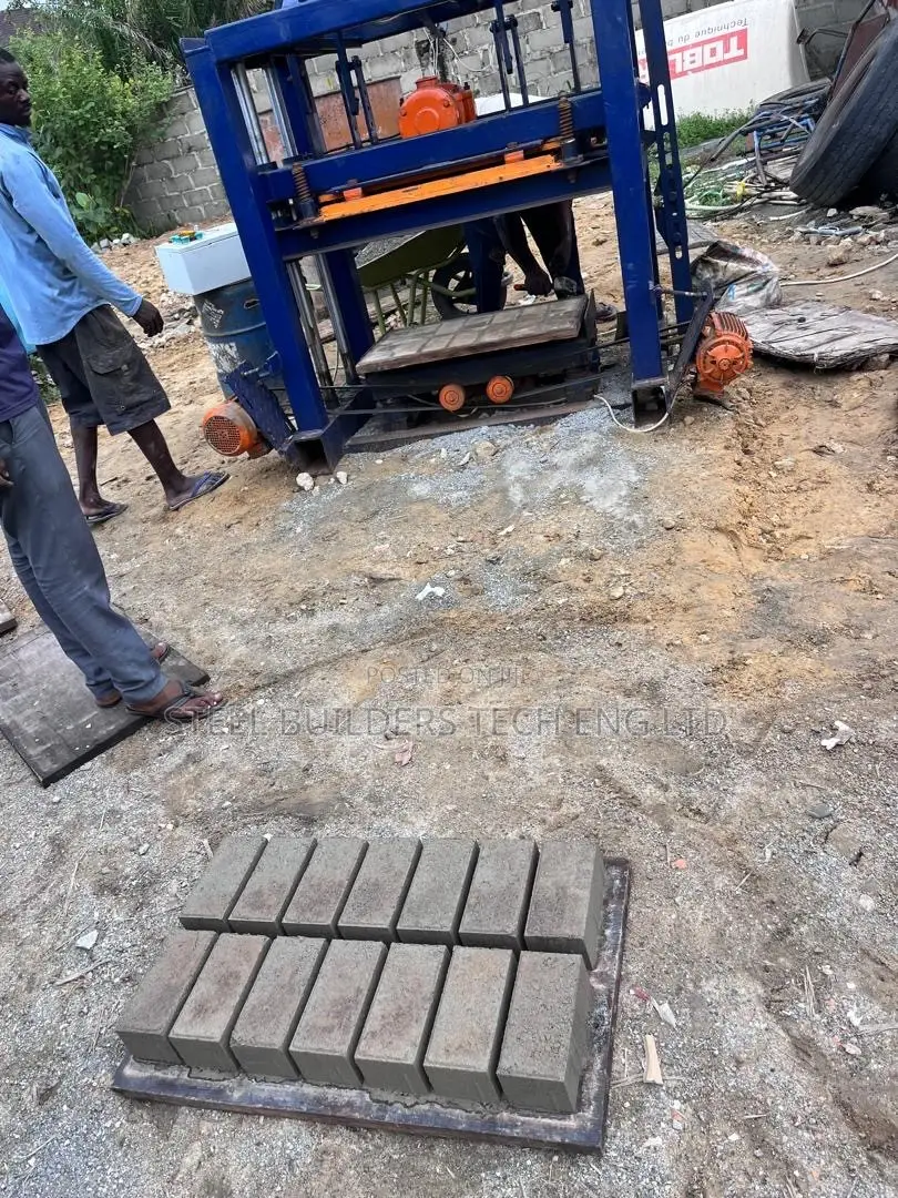 St4-40 Paving Stone Machine