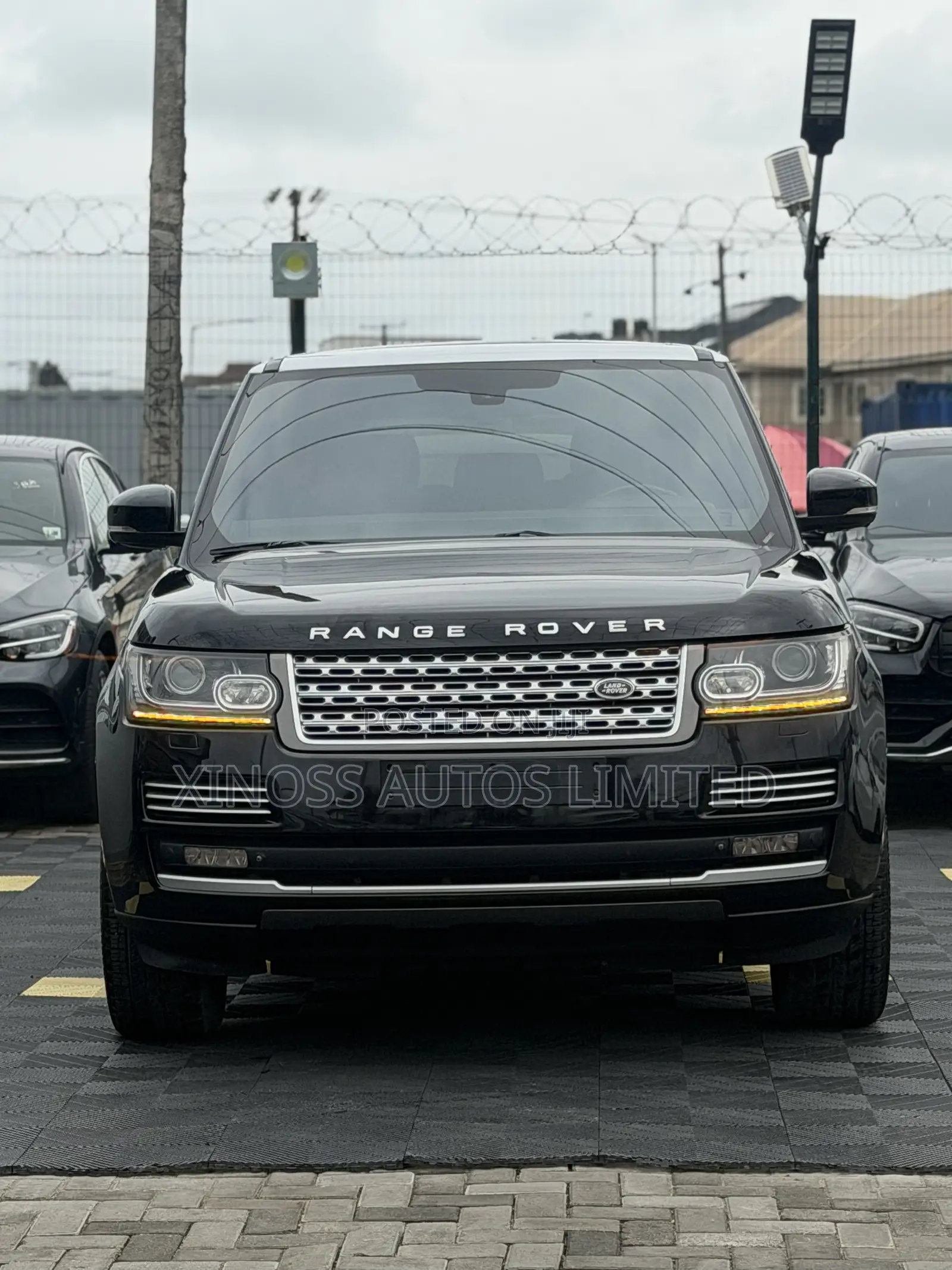 Land Rover Range Rover Vogue 2013 Maroon