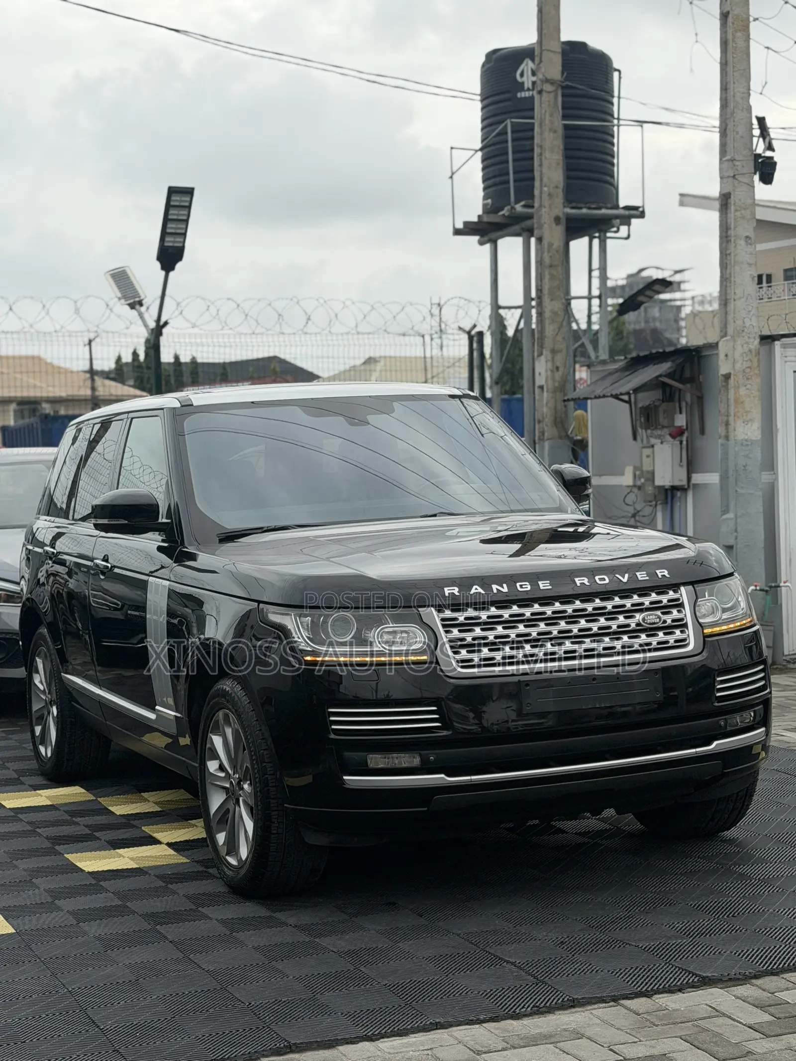 Land Rover Range Rover Vogue 2013 Maroon
