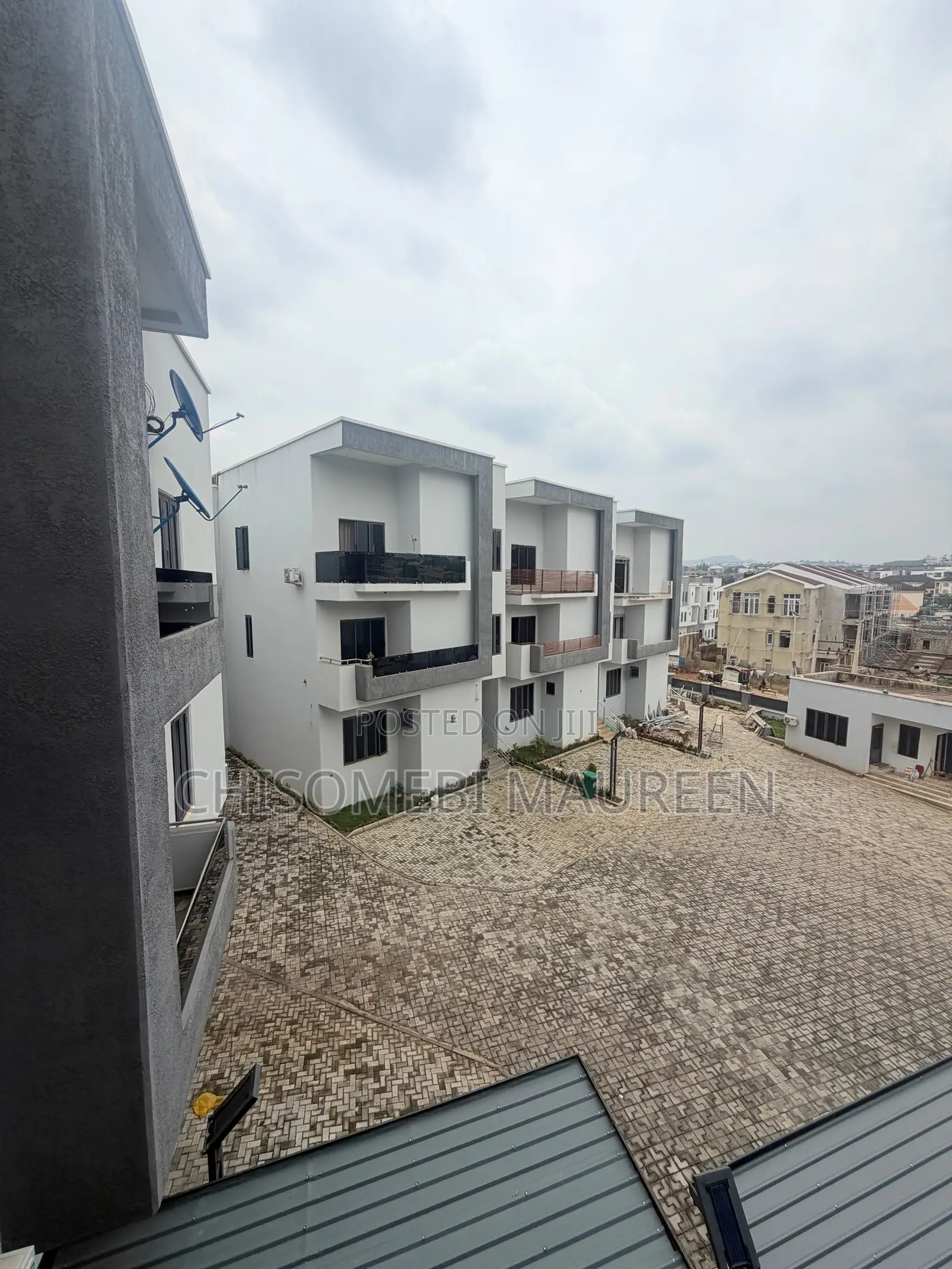 4bdrm Duplex in Mabushi for sale