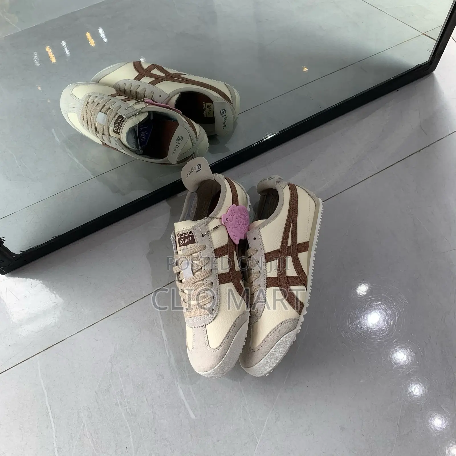 Premium Onitsuka Tiger Mexico 66 Low-Top Sneakers