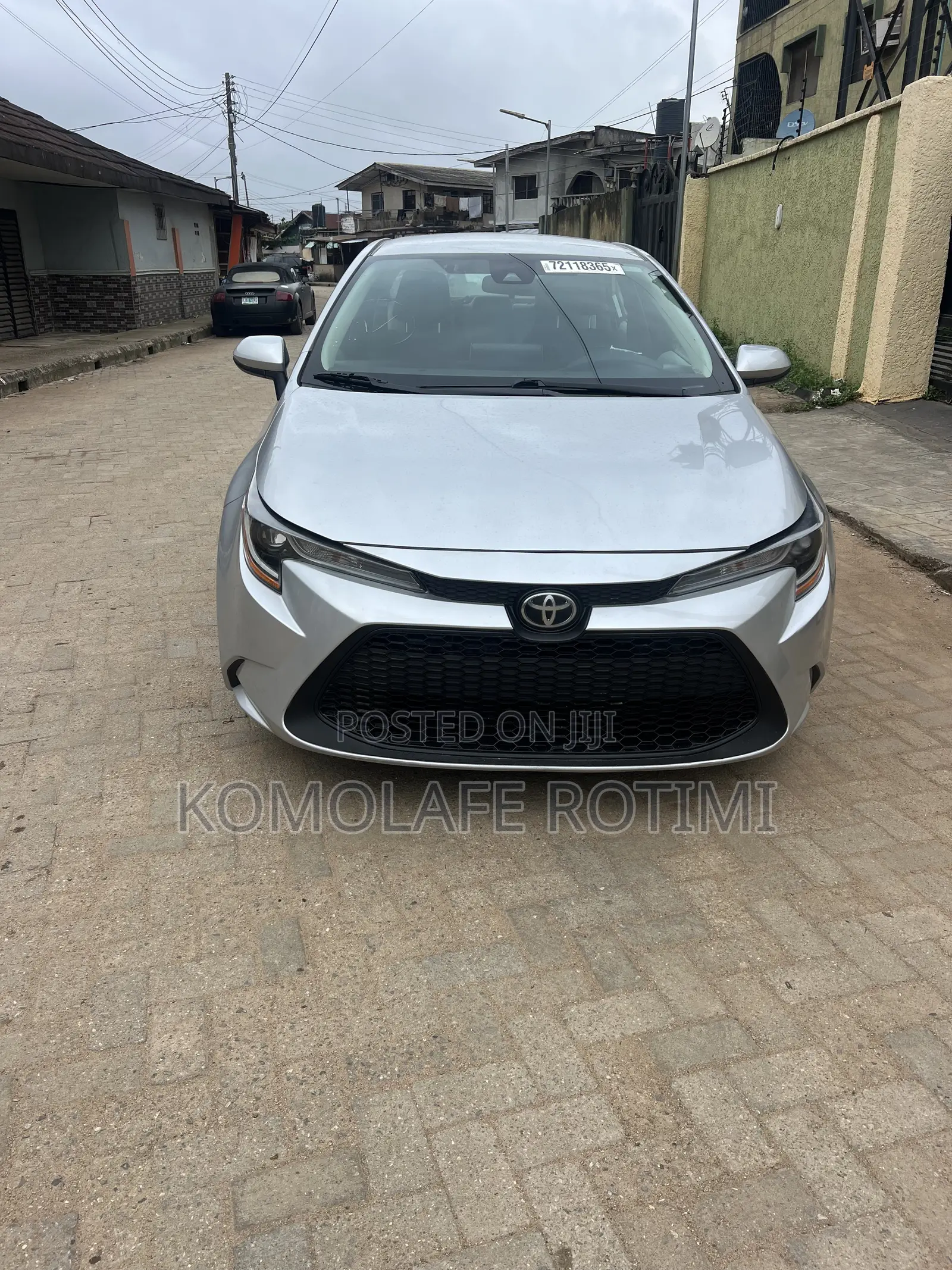 Toyota Corolla LE 2022 Silver