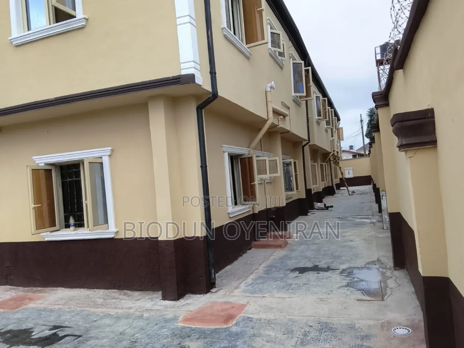 2bdrm Block of Flats in Akowonjo for rent