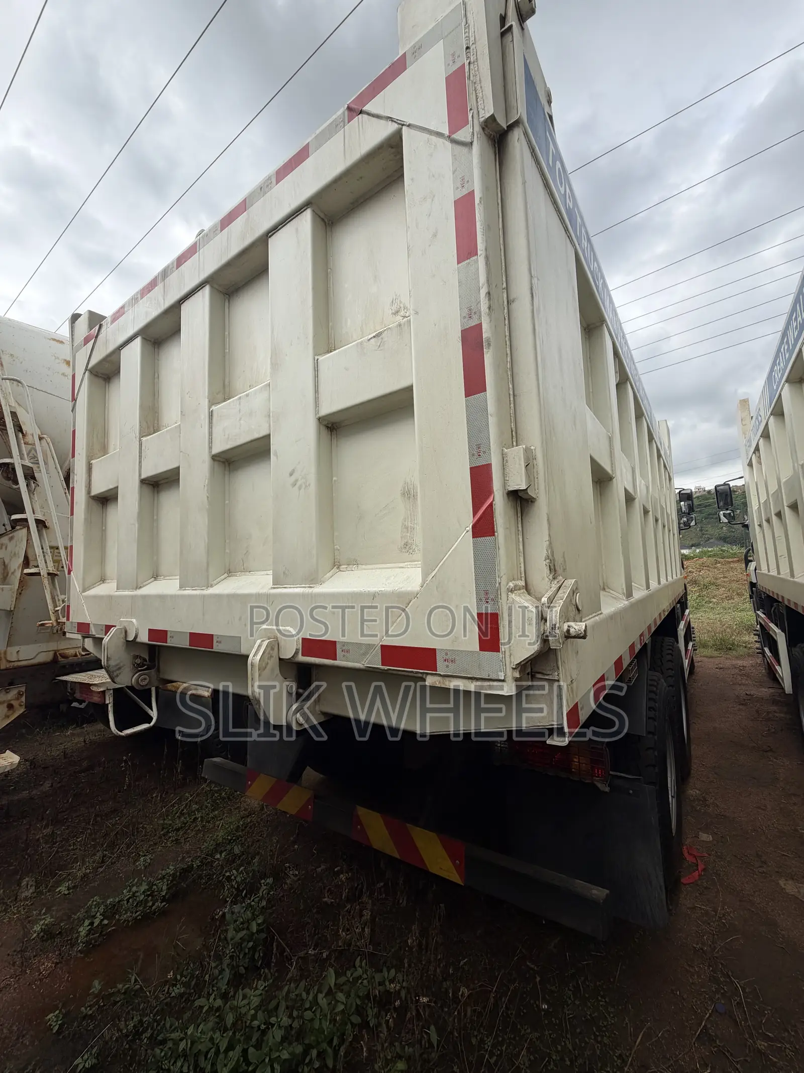 FAW J6L 375 Dump Truck