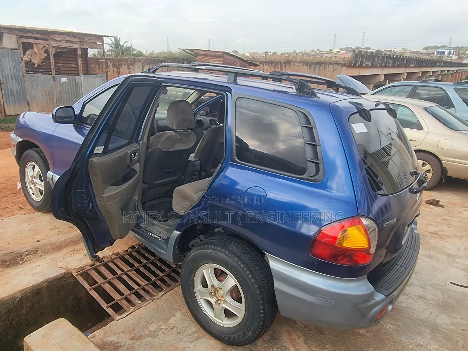 Hyundai Santa Fe 2004 Blue