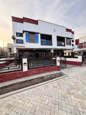 4bdrm Townhouse/Terrace in Orchid Estates Lekki for sale
