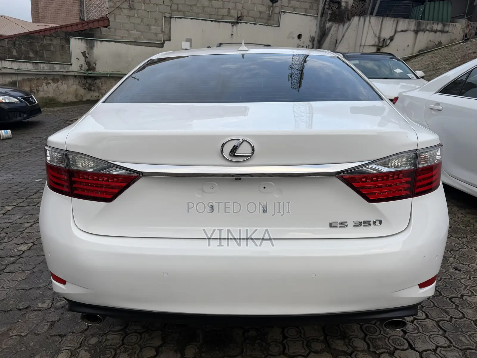 Lexus ES 2013 White