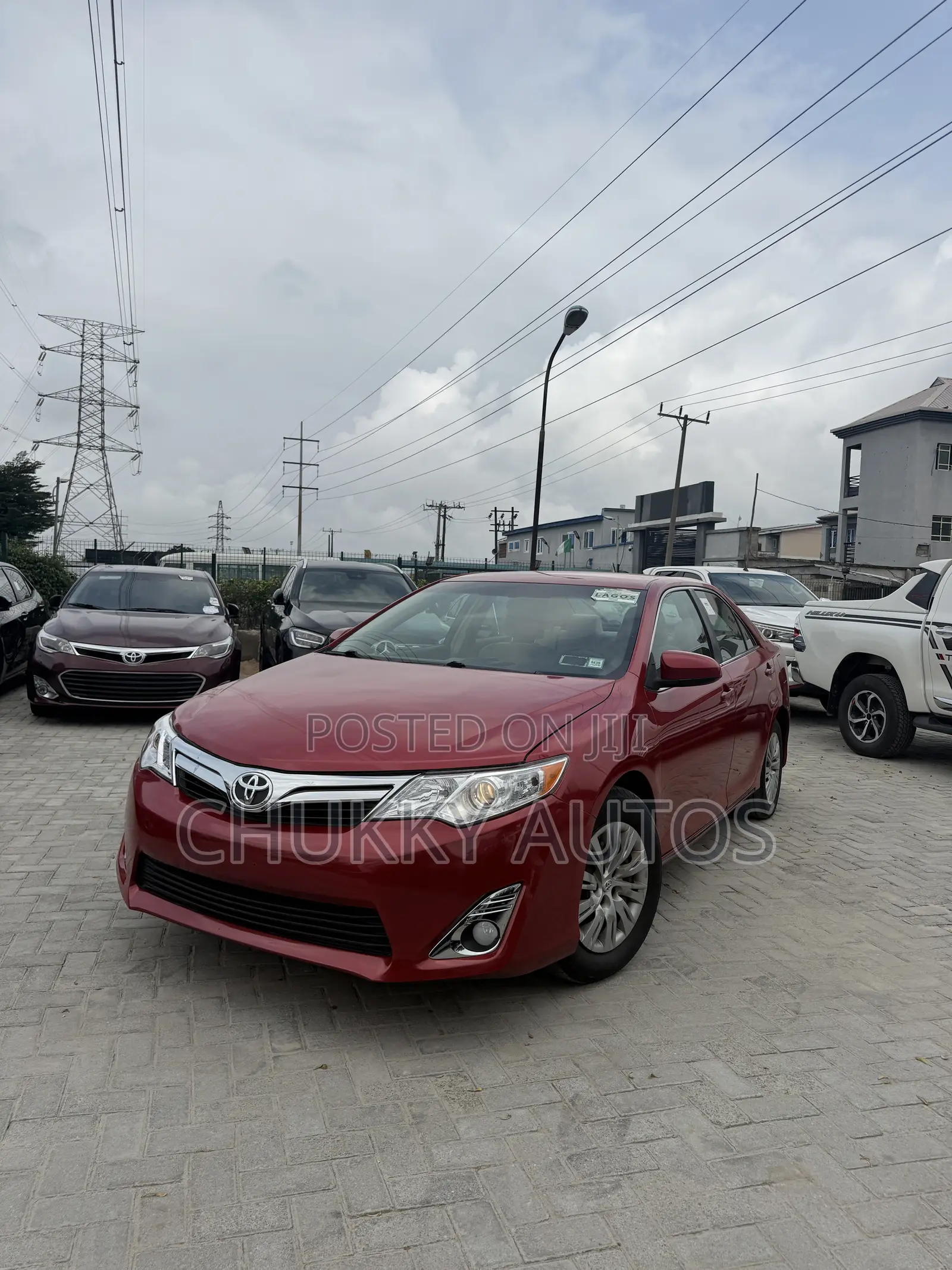 Toyota Camry LE 4dr Sedan (2.5L 4cyl 6A) 2014 Red