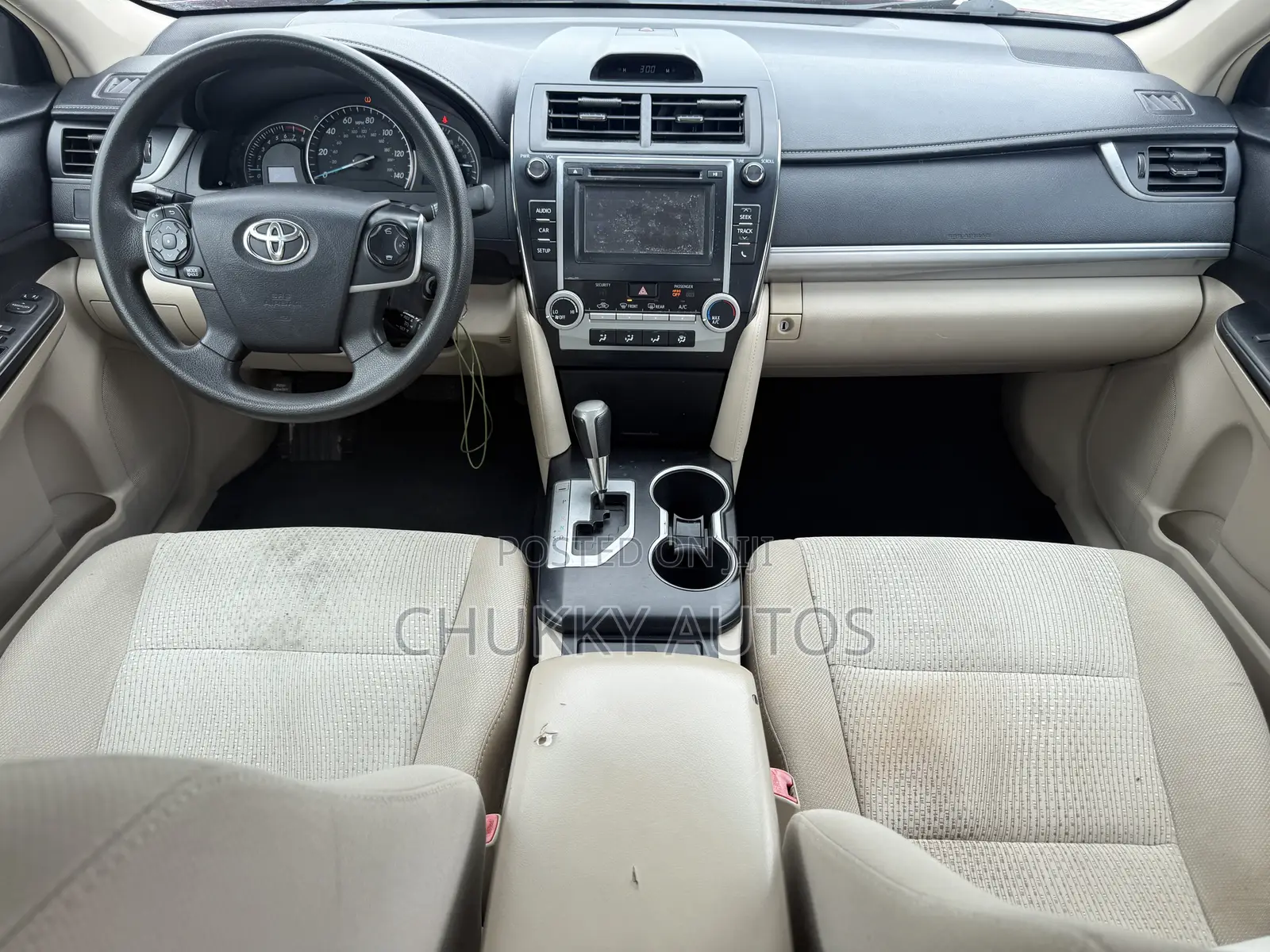 Toyota Camry LE 4dr Sedan (2.5L 4cyl 6A) 2014 Red