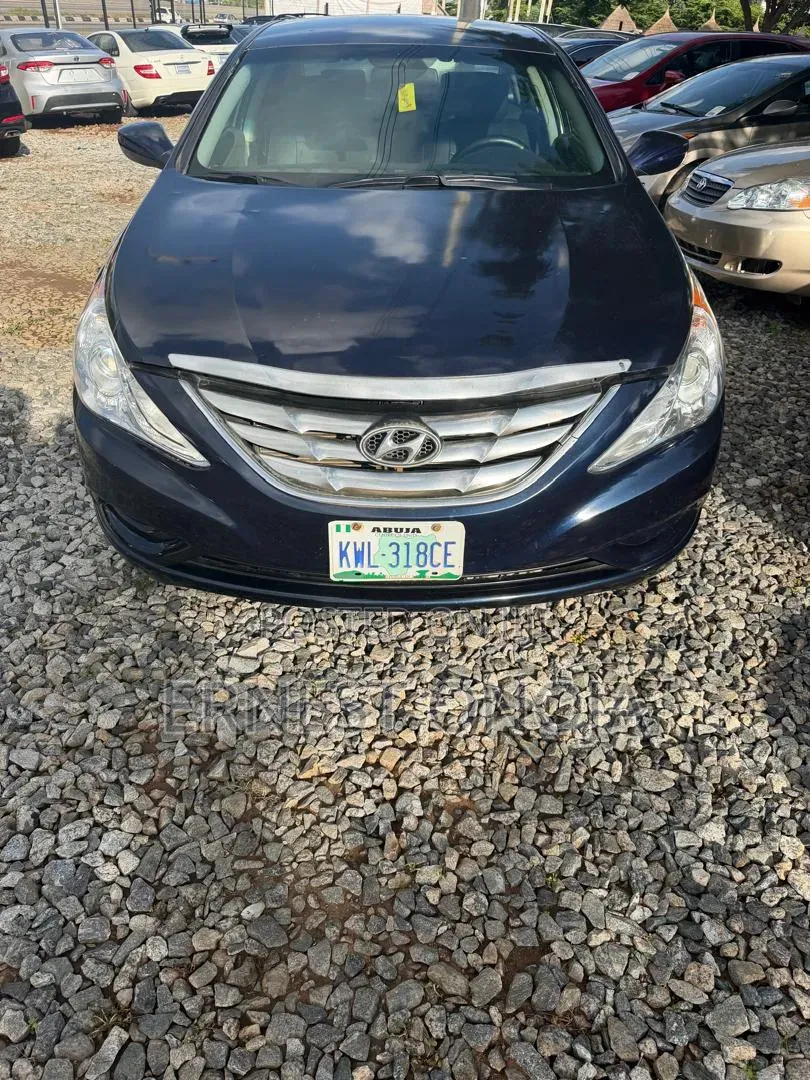 Hyundai Sonata SE 2.0T Sedan FWD (2.0L 4cyl 6A) 2012 Black