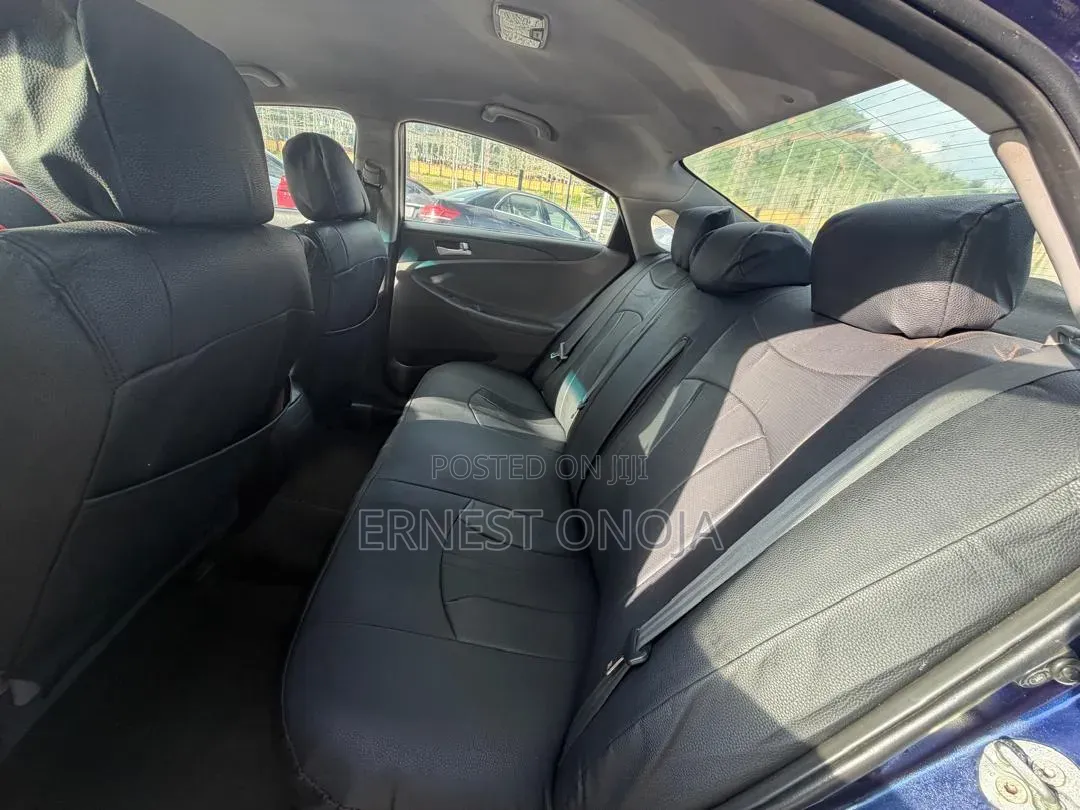 Hyundai Sonata SE 2.0T Sedan FWD (2.0L 4cyl 6A) 2012 Black