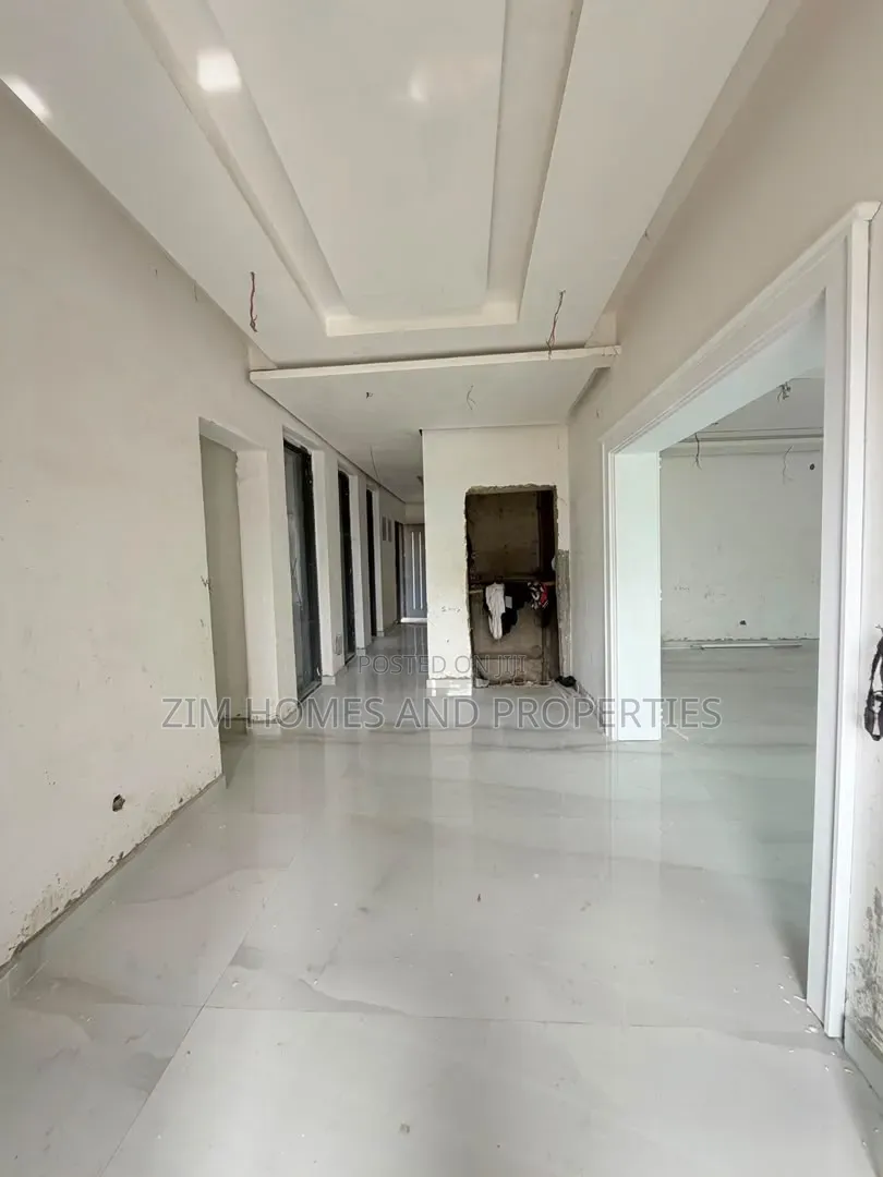 8bdrm Mansion in Zim Homes And, Asokoro for sale