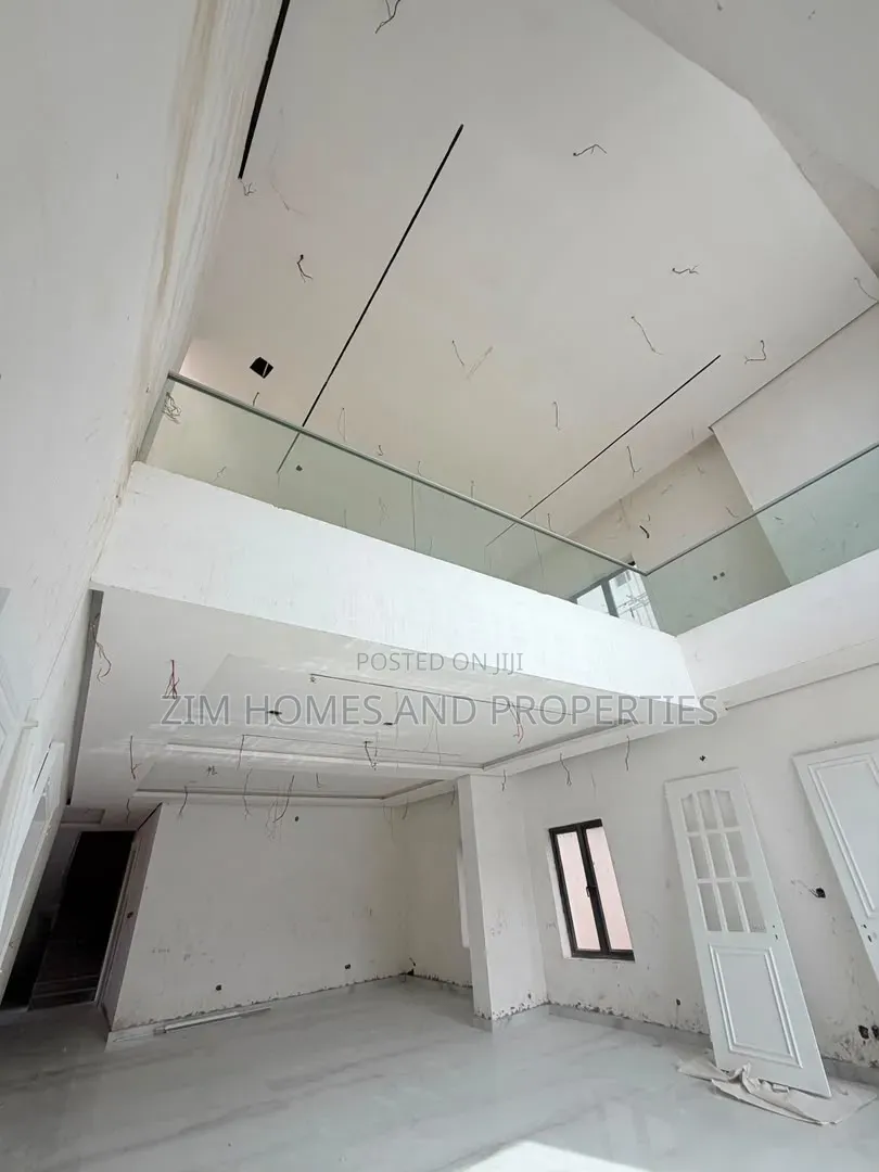 8bdrm Mansion in Zim Homes And, Asokoro for sale