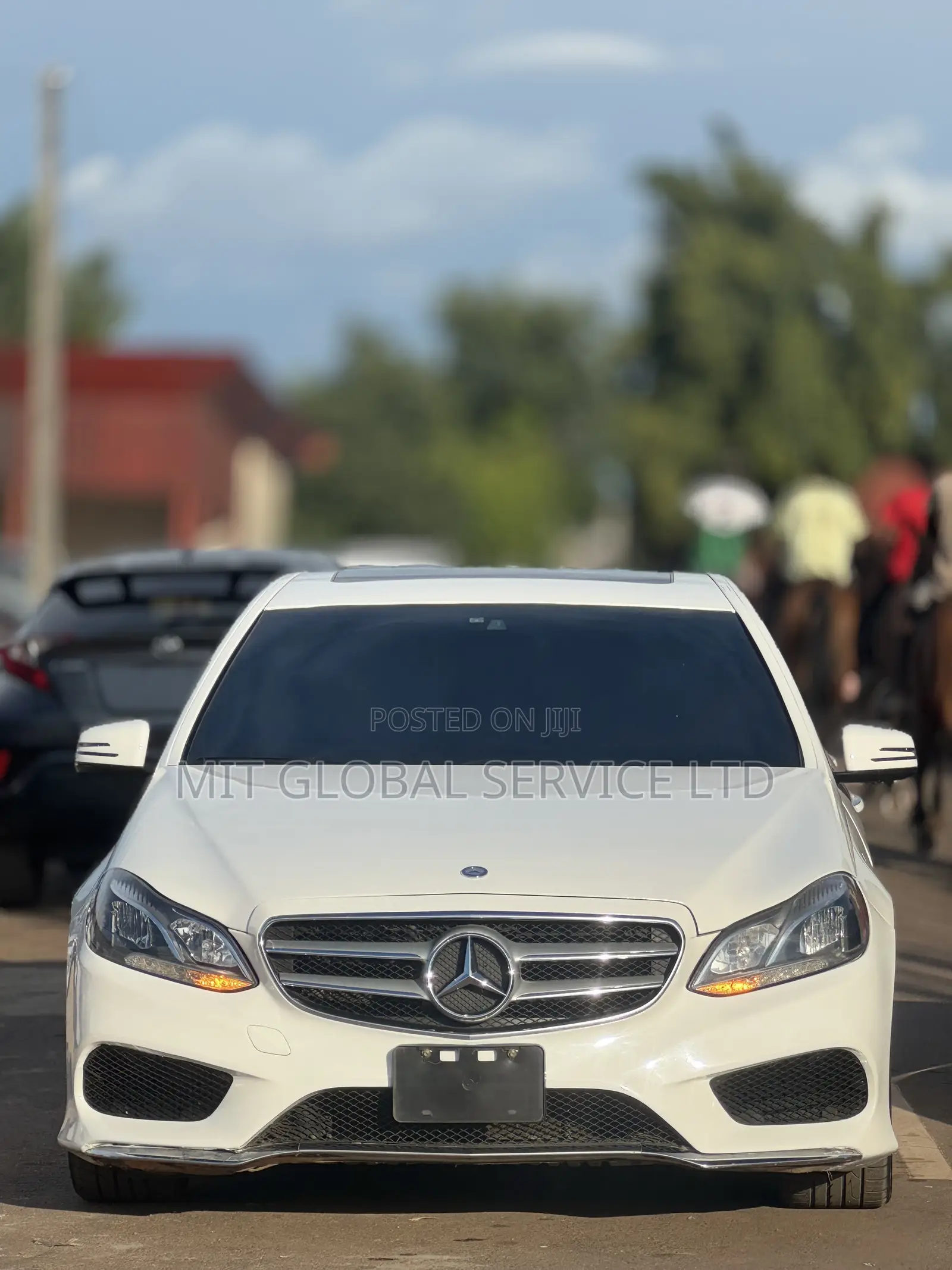 Mercedes-Benz E350 Base 4Matic Sedan AWD (3.5L 6cyl 7A) 2014 White