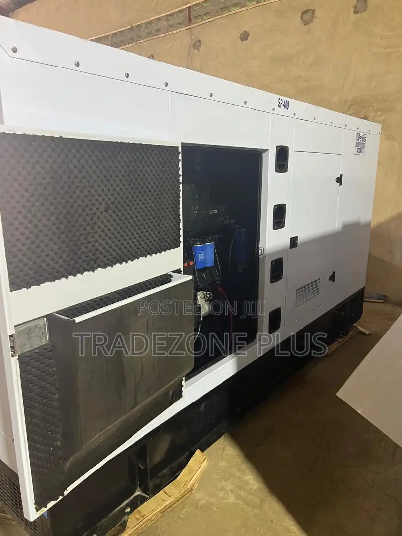 High-Capacity Perkins 400kVA Soundproof Genset