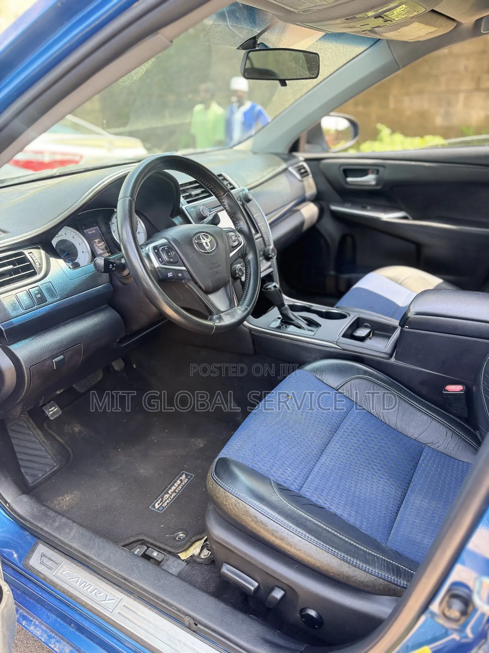 Toyota Camry SE w/Special Edition Pkg (2.5L 4cyl 6A) 2016 Blue