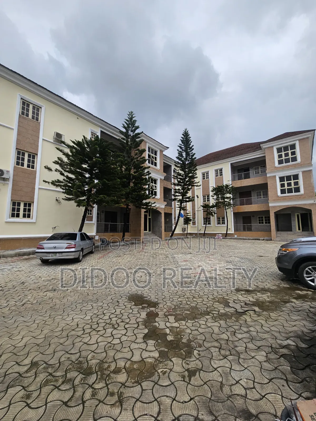 3bdrm Block of Flats in Jabi for rent