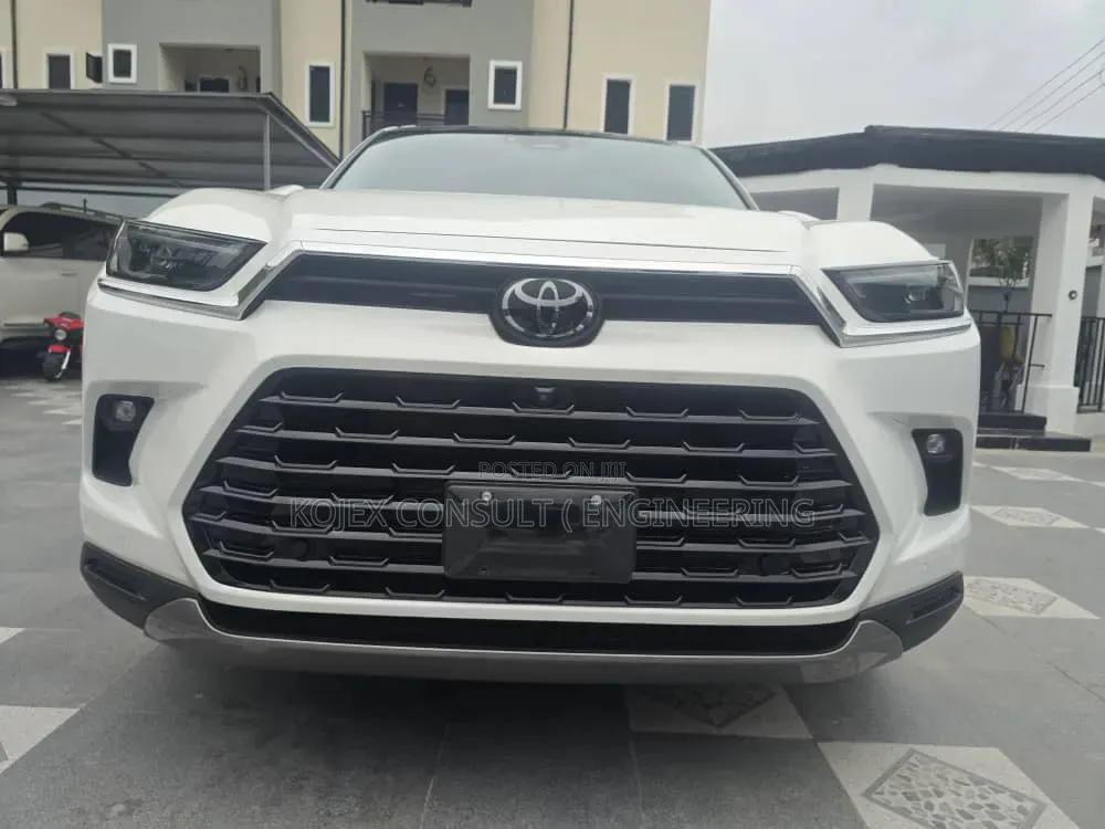 Toyota Grand Highlander Limited AWD 2024 White
