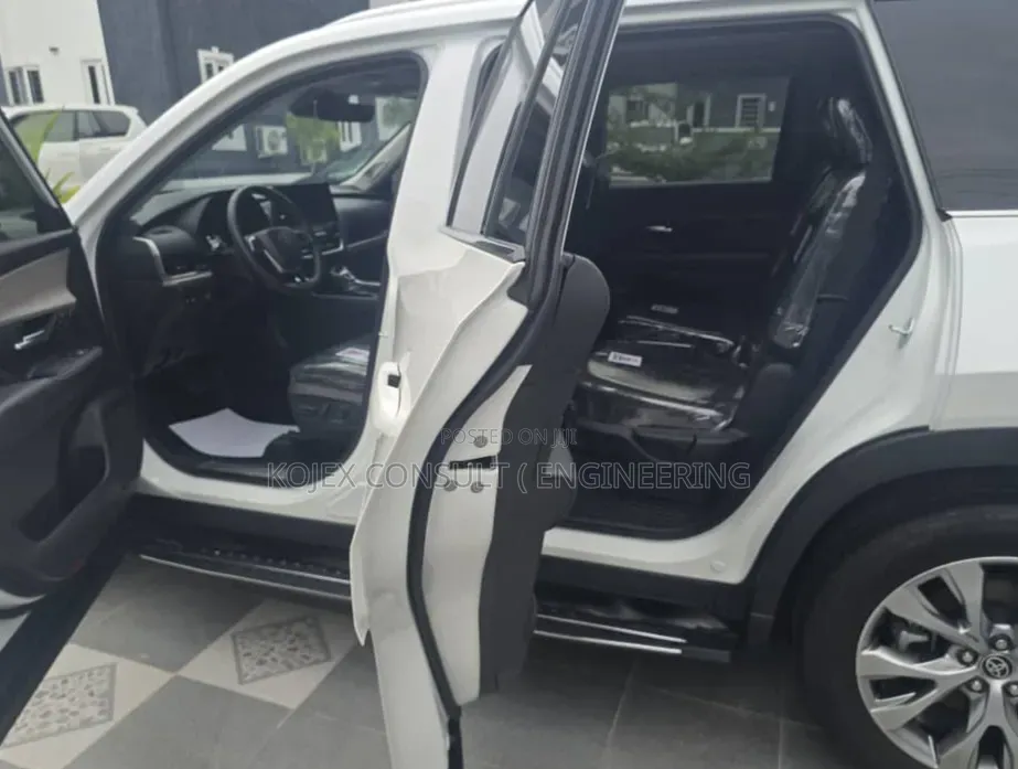 Toyota Grand Highlander Limited AWD 2024 White