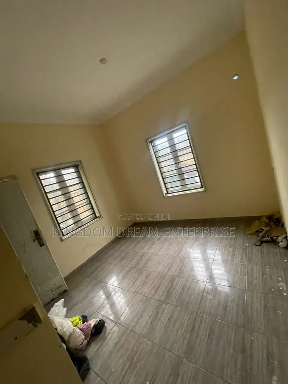 2bdrm Block of Flats in L & Estate Langbasa for rent