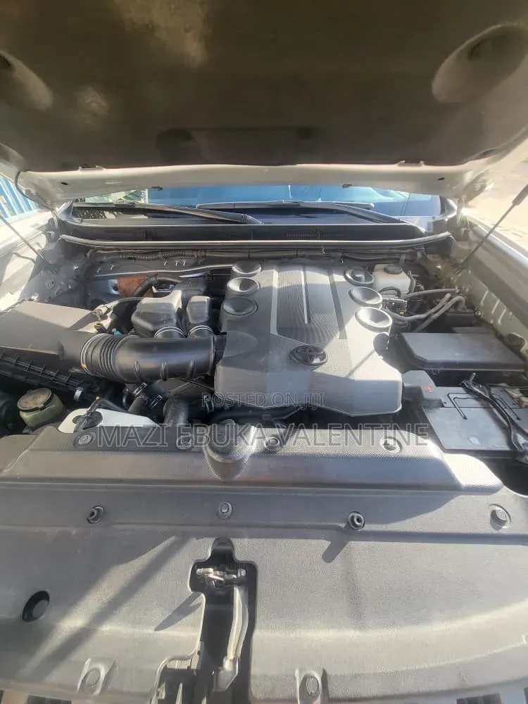 Toyota Land Cruiser Prado 2014 Silver