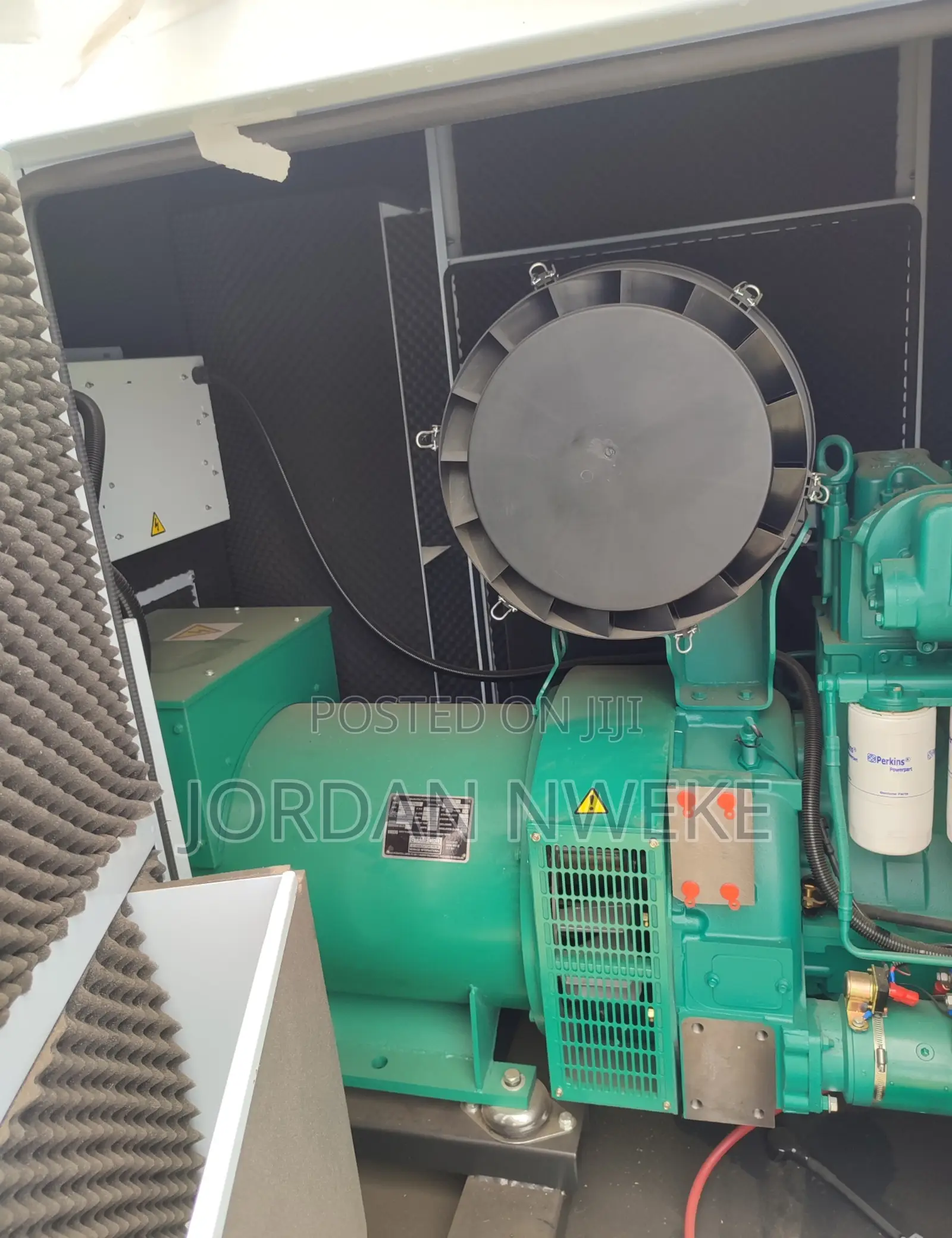 Perkins Soundproof Diesel Generator With 2 Years Warranty on It