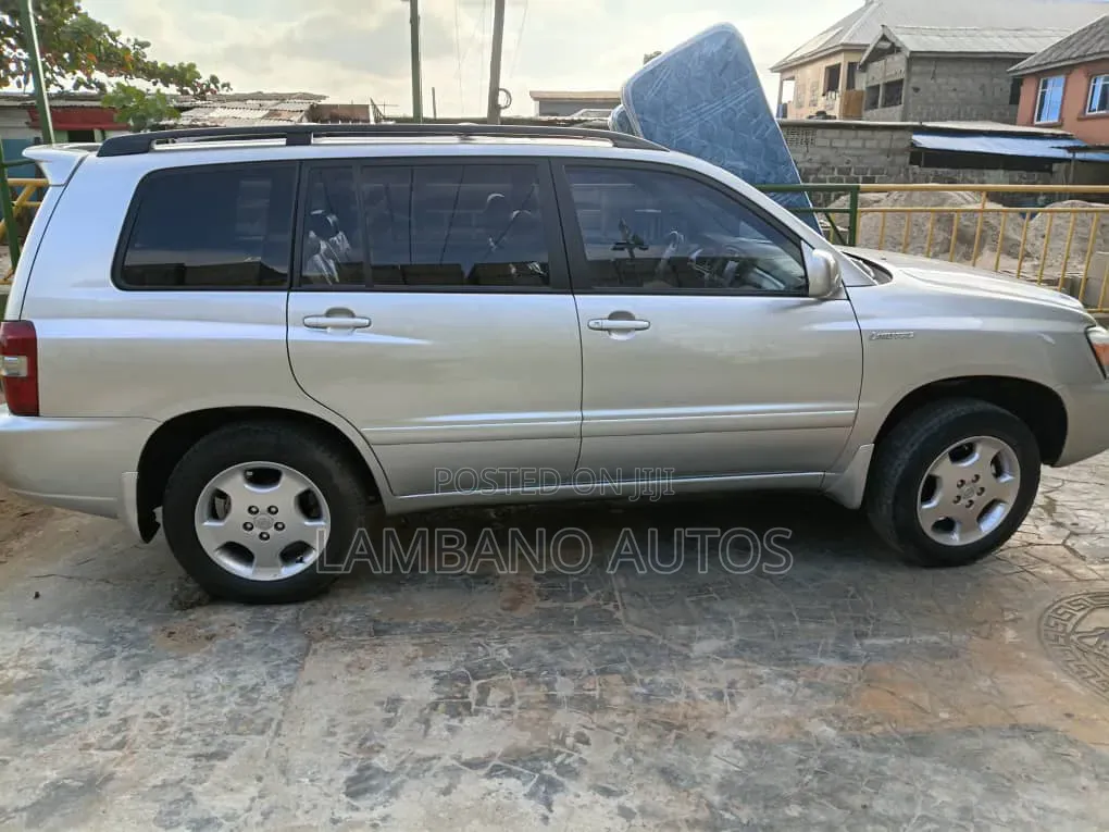 Toyota Highlander 2006 Silver