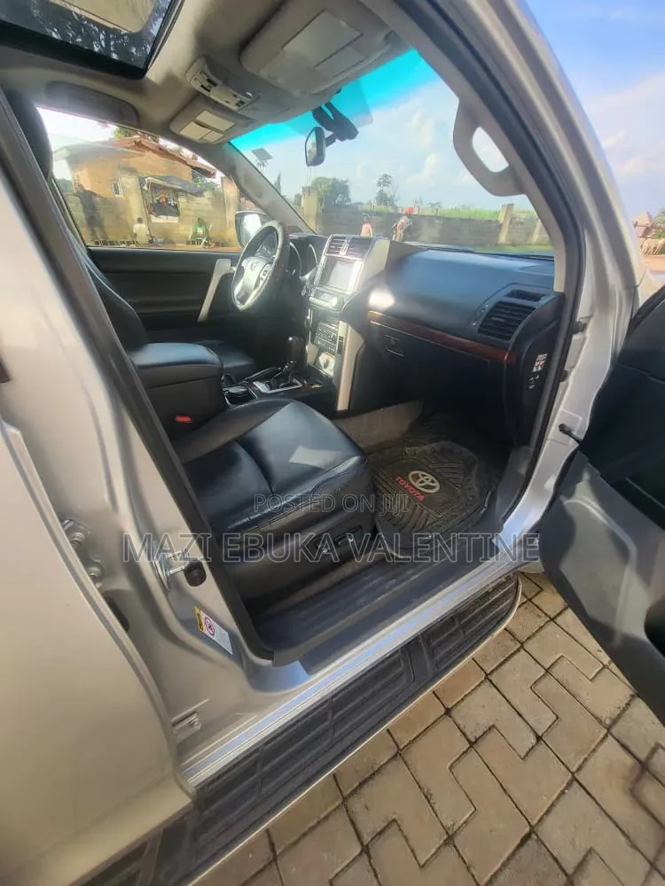 Toyota Land Cruiser Prado 2014 Silver