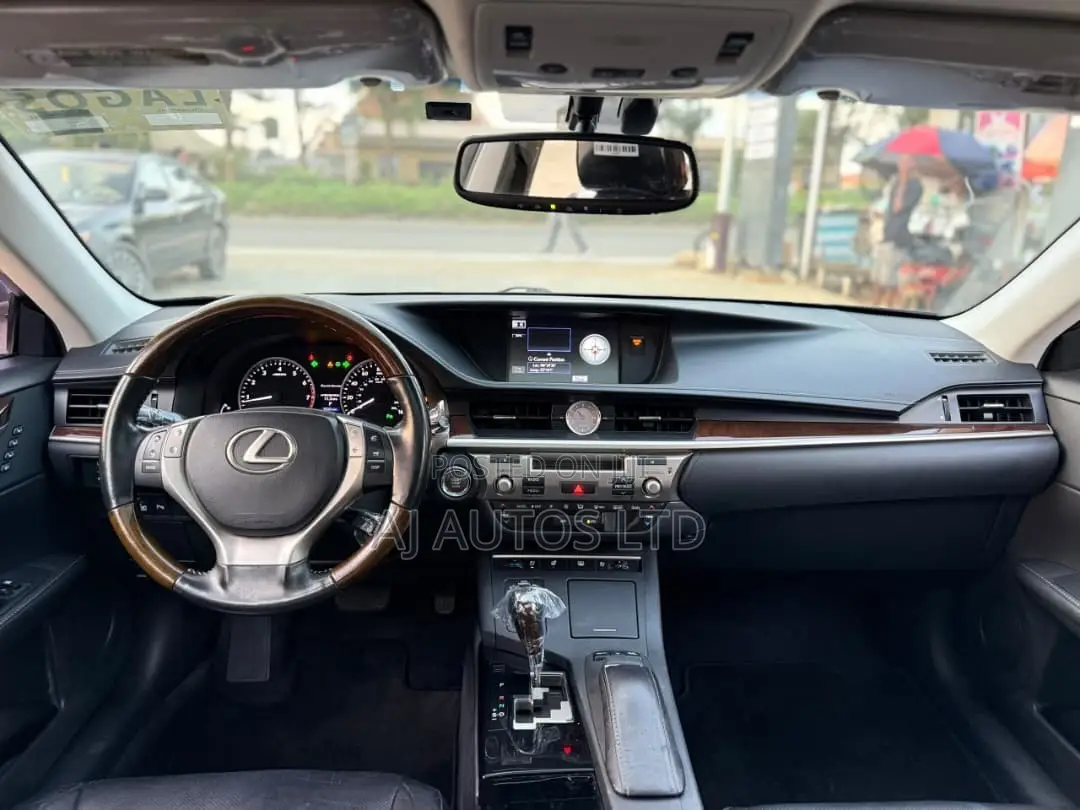 Lexus ES 350 FWD 2015 Gray