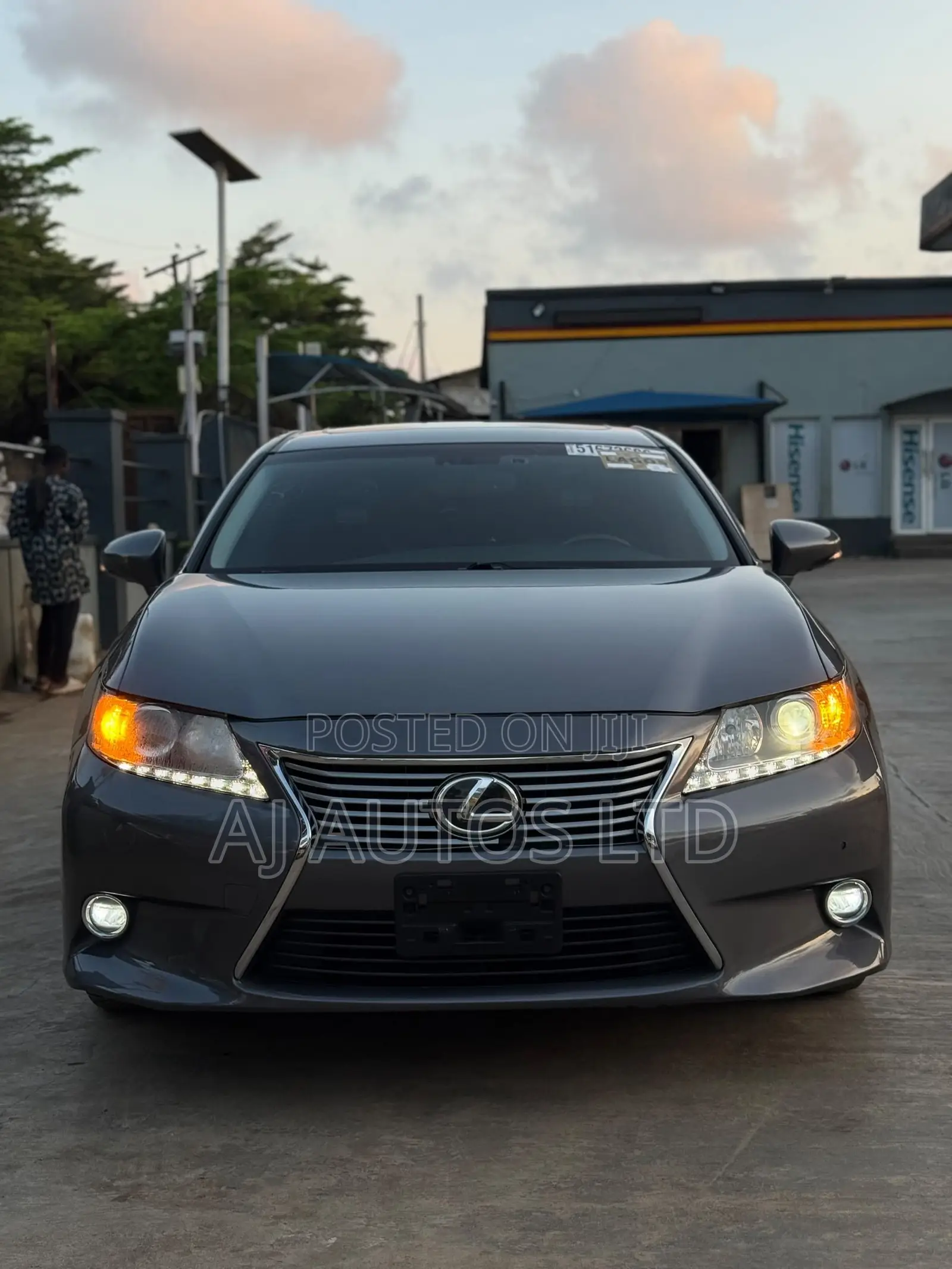 Lexus ES 350 FWD 2015 Gray