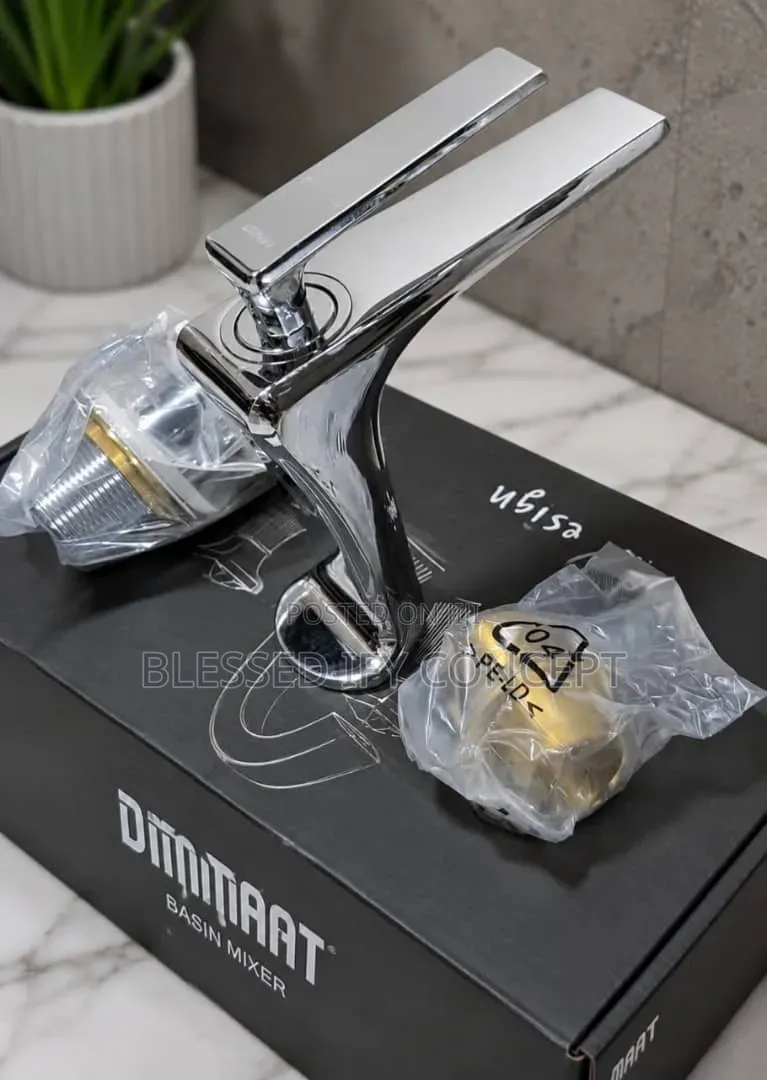 MMaat Modern Luxury England Basin Mixer Tap BB23000