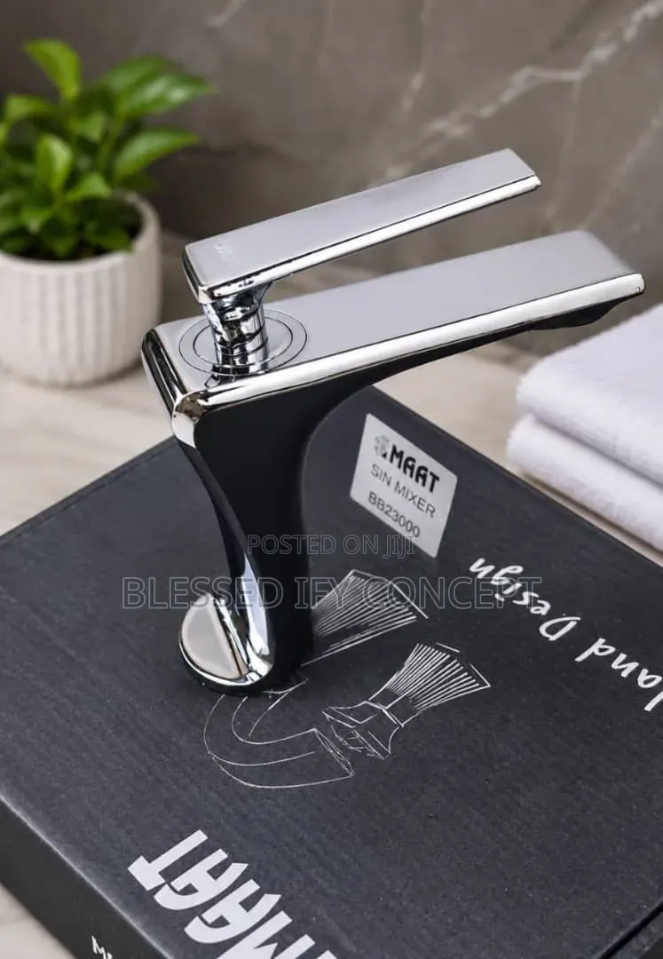 MMaat Modern Luxury England Basin Mixer Tap BB23000