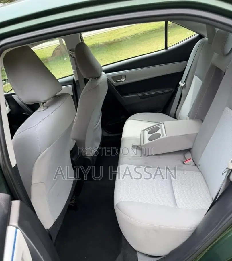 Toyota Corolla 2015